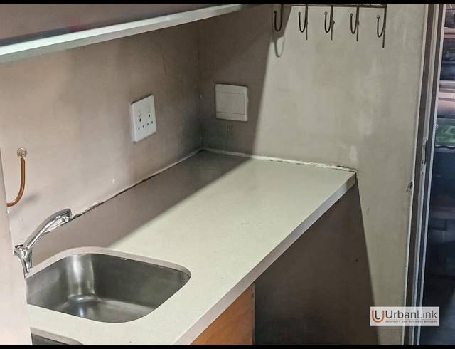 3 BEDROOM FREEHOLD FOR SALE IN SAFARI GARDENS
